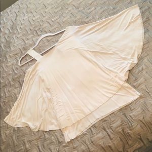 Bailey44 beautiful white top. Size M.